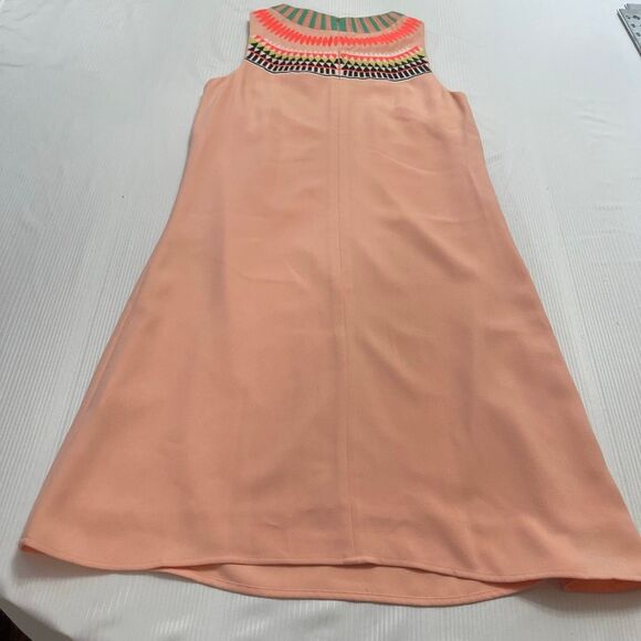 Gianni Bini Embroidered Peach Shift Sheath Dress Size XS - Picture 5 of 7